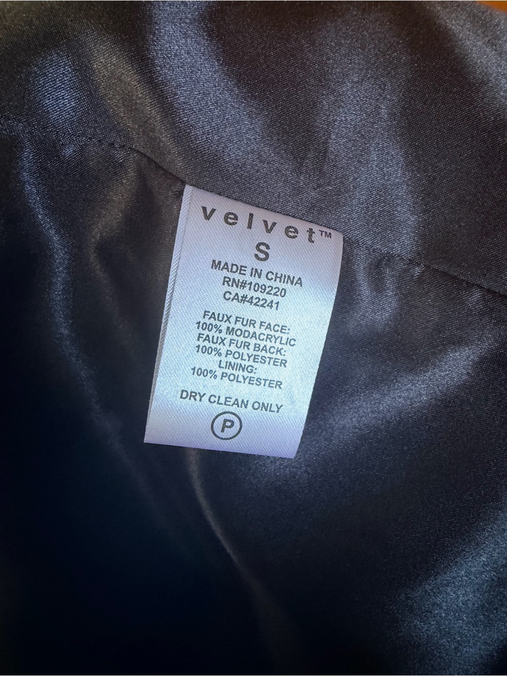 Velvet by Graham & Spencer Black Faux Fur Jacket Y2K Maximalist Size S - Picture 6 of 7